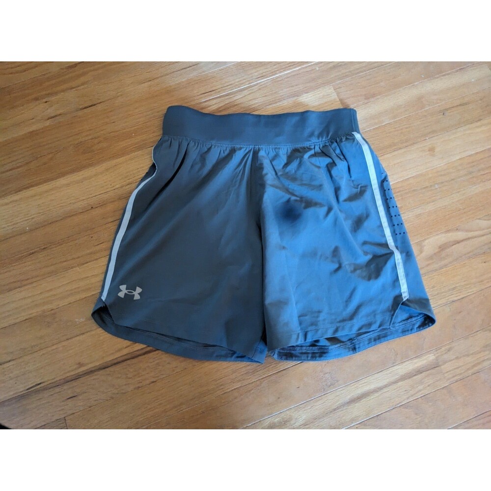 Running shorts